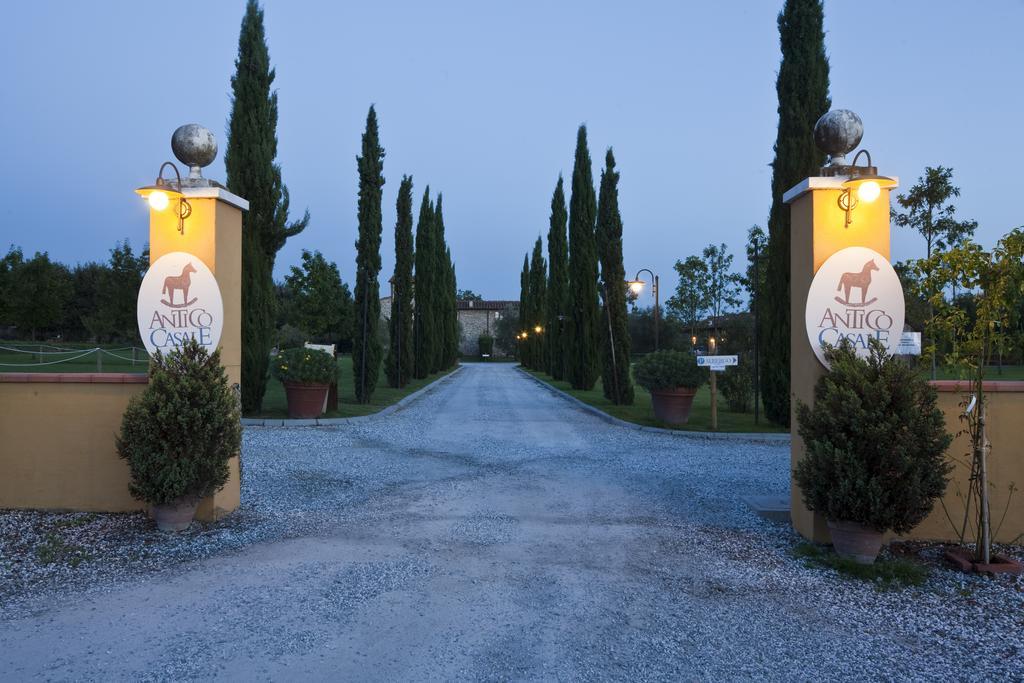 Gasthaus Antico Casale Sarzana Exterior foto