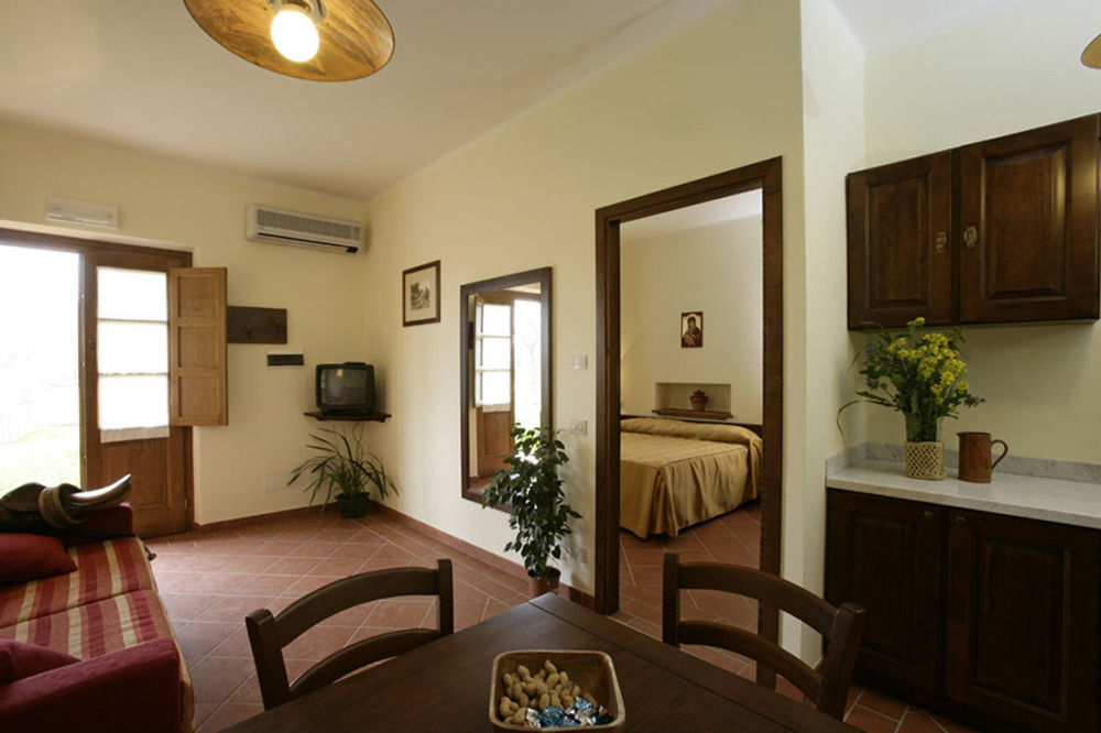 Gasthaus Antico Casale Sarzana Exterior foto
